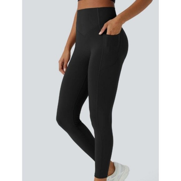 Halara Black SoCinched High Waisted Butt Lifting - Picture 6 of 13